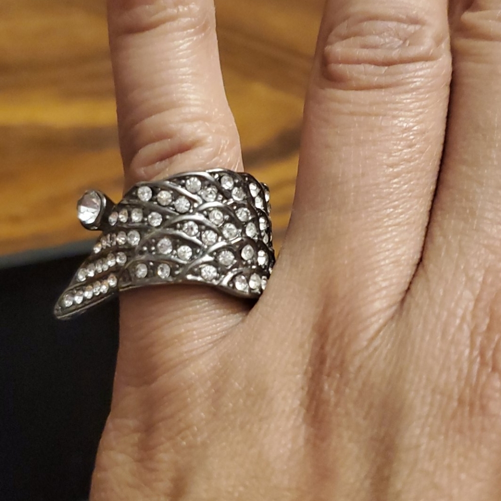 Park lane ring